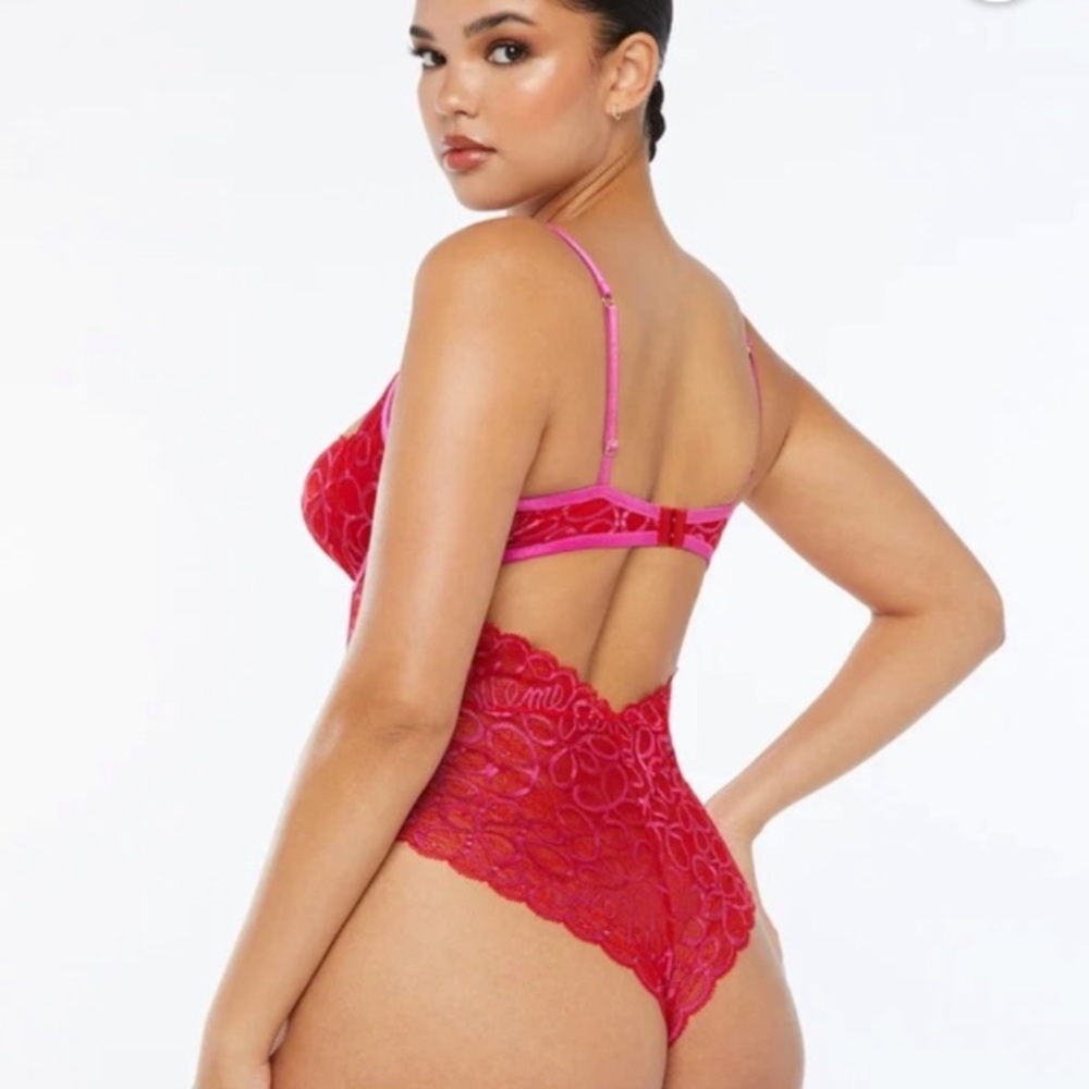 Savage X Fenty Lace Corset Bodysuit - Picture 10 of 10